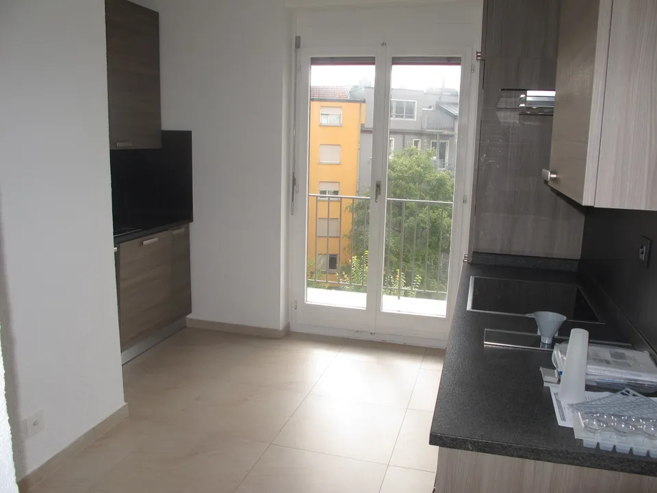 EXKLUSIVE 3-ZIMMERWOHNUNG AM SCHFFHAUSERPLATZ – Foto 5 von 10