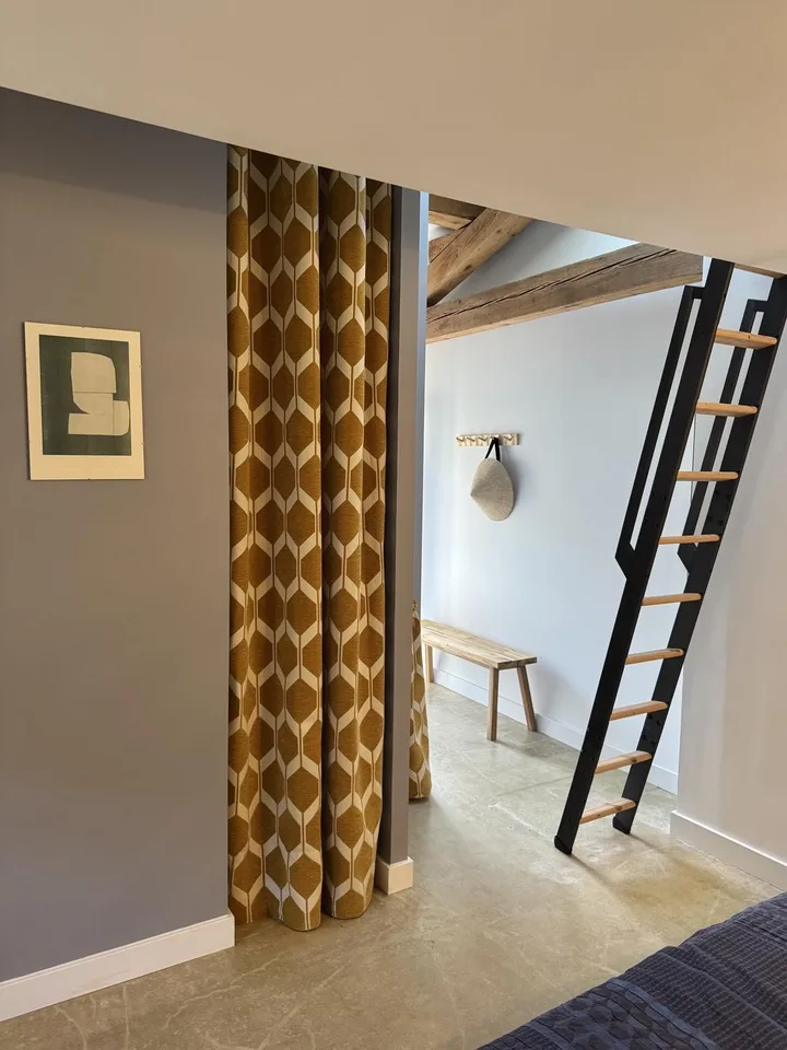 Collonges-sous-Salève - Großes Studio mit Mezzanine und Außenbereich – Foto 4 von 8