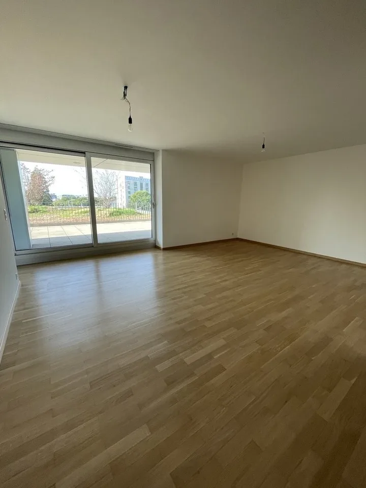 BOUCHET - 4,5 Zimmer mit Terrasse – Foto 6 von 8