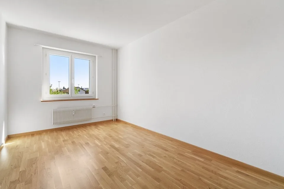 Appartamento di 4 locali, ristrutturato di recente, luminoso – foto 4 di 7