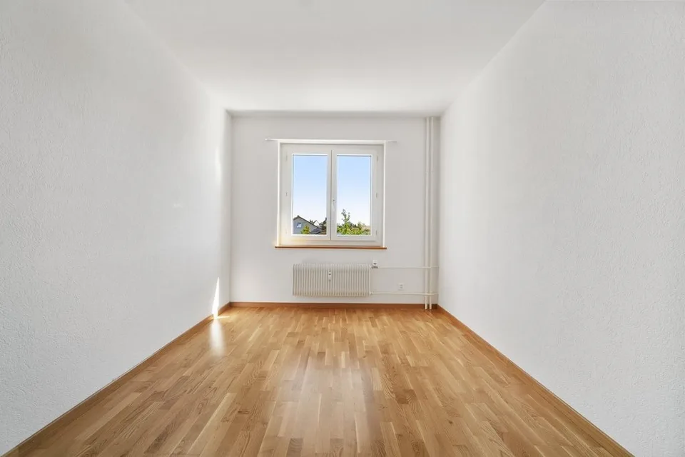 Appartamento di 4 locali, ristrutturato di recente, luminoso – foto 5 di 7