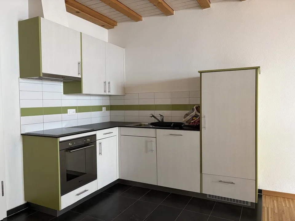 Duplex 3.5 Zimmer für 1'370.- CHF/Monat inkl. Nebenkosten – Foto 2 von 7