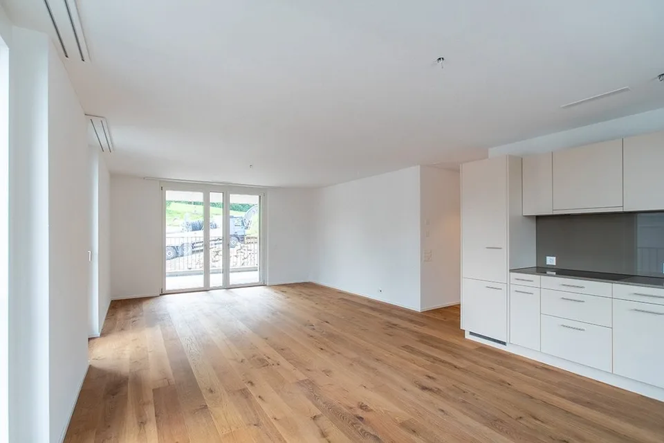 Attraktive 2.5-Zimmer-Wohnung im EG – Foto 2 von 4