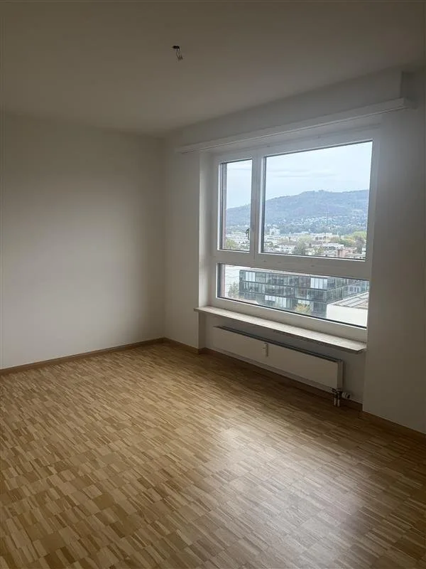 Grosszügige 3-Zimmerwohnung mit Aussicht über Reinach – Foto 4 von 8