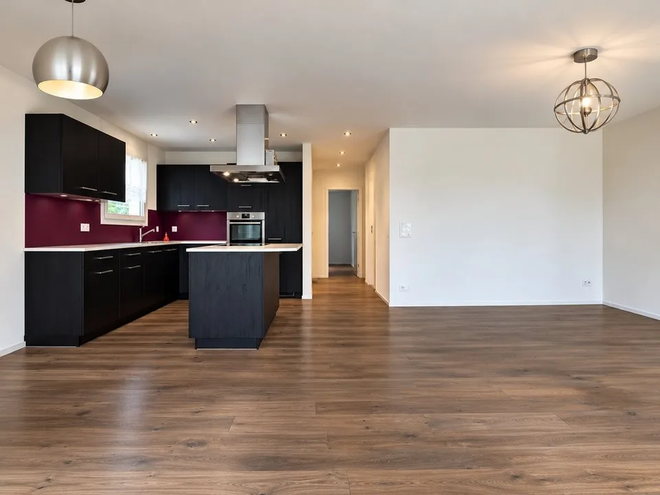 Appartement 4.5 pièces à CHF 2'500.-/mois charges comprises – photo 2 sur 7