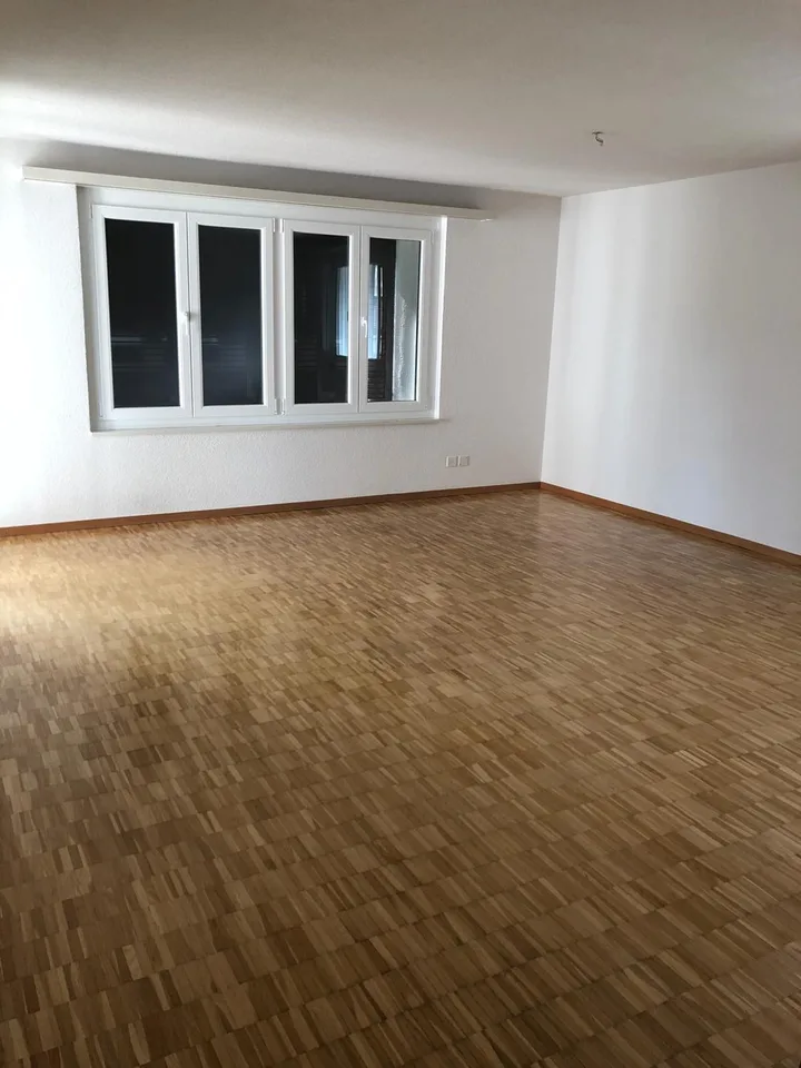 Charmante 3.5-Zimmerwohnung mit Balkon – Foto 6 von 8