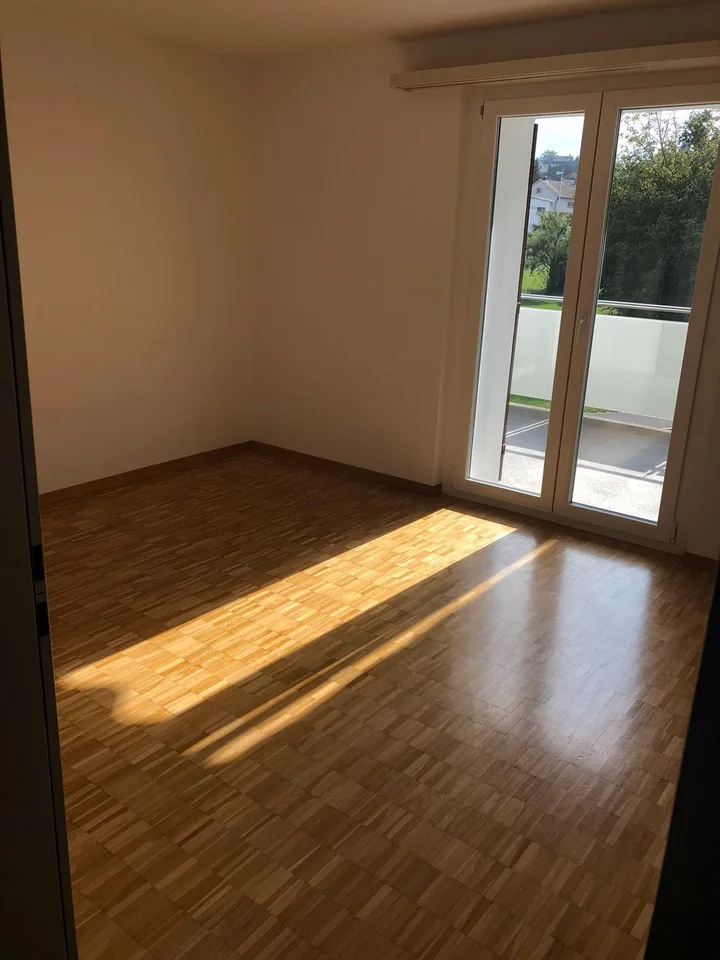 Charmante 3.5-Zimmerwohnung mit Balkon – Foto 7 von 8