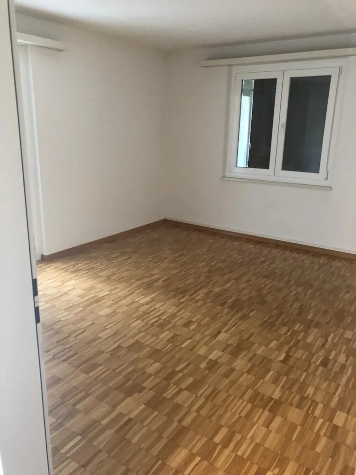 Charmante 3.5-Zimmerwohnung mit Balkon – Foto 8 von 8