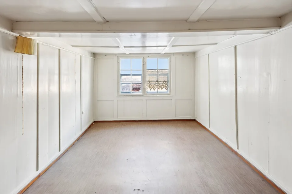 Charmantes 5.5-Zimmer-Reihenmittelhaus mit zusätzlichem Schopf – photo 5 sur 10