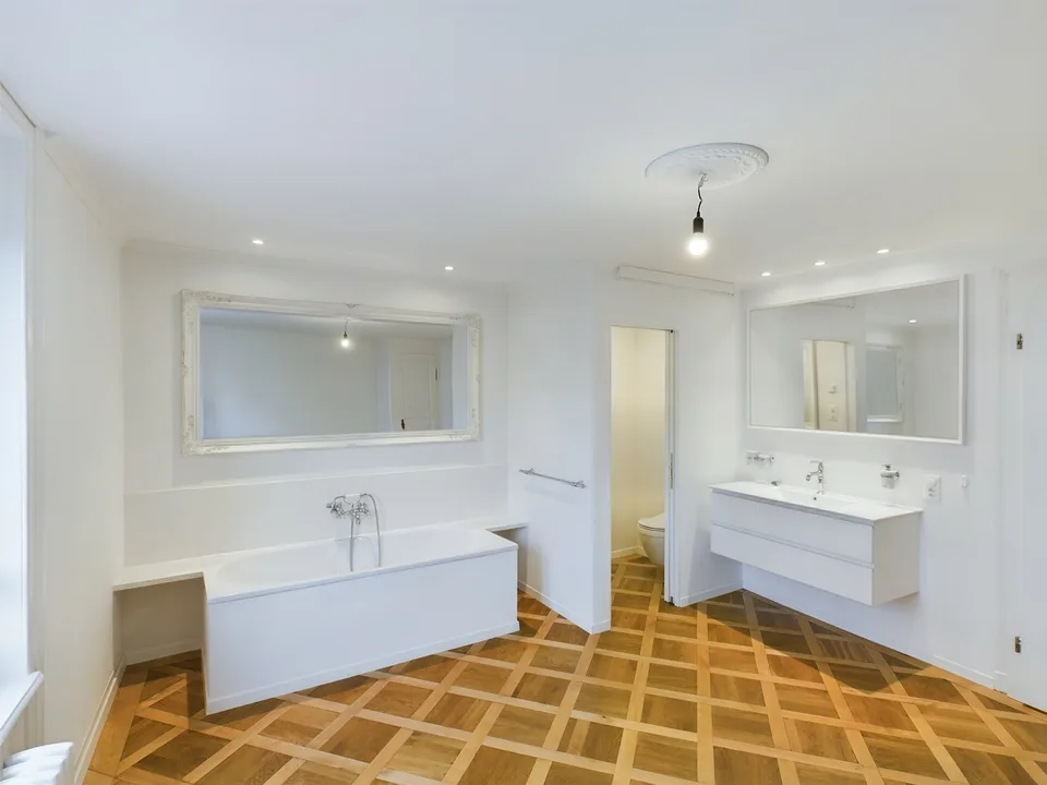 Luxuriöses WG Zimmer mit Badezimmer en-suite in 8004 Zürich – Foto 3 von 15