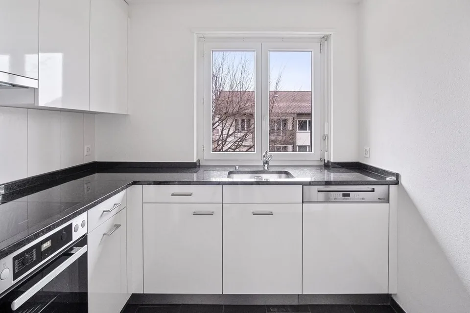 3.5 Zimmer Wohnung in Rüschlikon – Foto 2 von 8