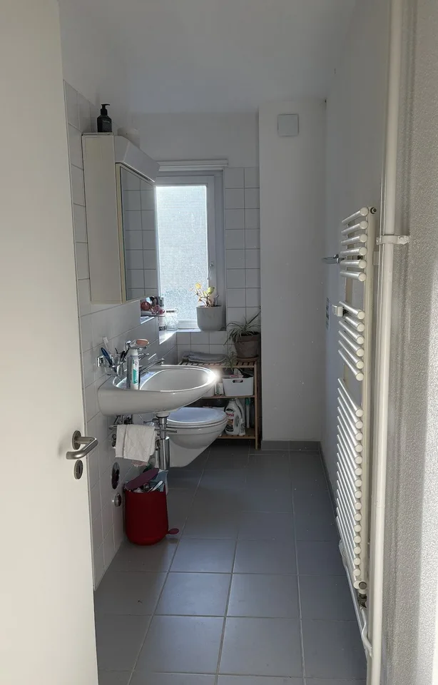 2 ZI-WOHNUNG IN ZÜRICH - KREIS 3 WIEDIKON, MÖBLIERT, TEMPORÄR – foto 6 di 7