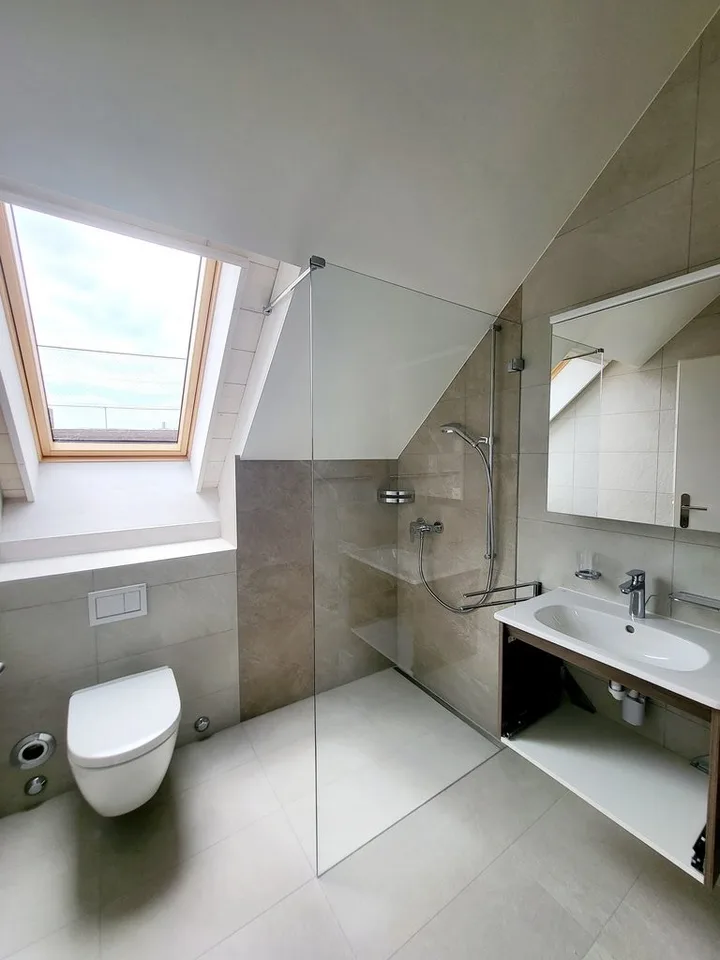 Proche du lac, bel appartement de 2 pièces – photo 3 sur 5