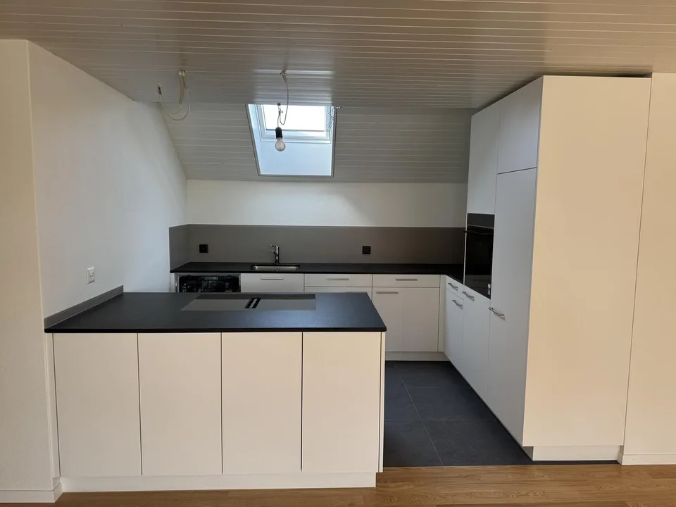 Appartamento di 4,5 locali al 2° piano, prima locazione dopo ristrutturazione – foto 3 di 8