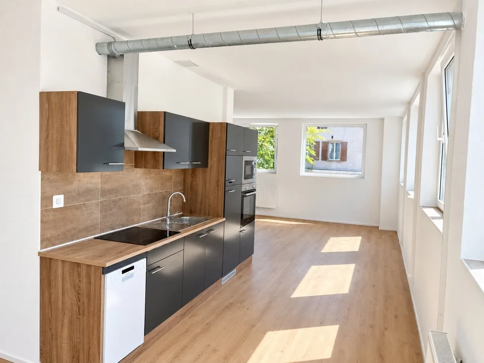 NEU SANIERTE GEWERBEFLÄCHE ZU VERMIETEN – foto 4 di 11