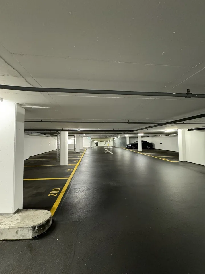 Attraktiver Einstellhallenplatz mitten in Aarau (Parking Behmen) – photo 2 of 2