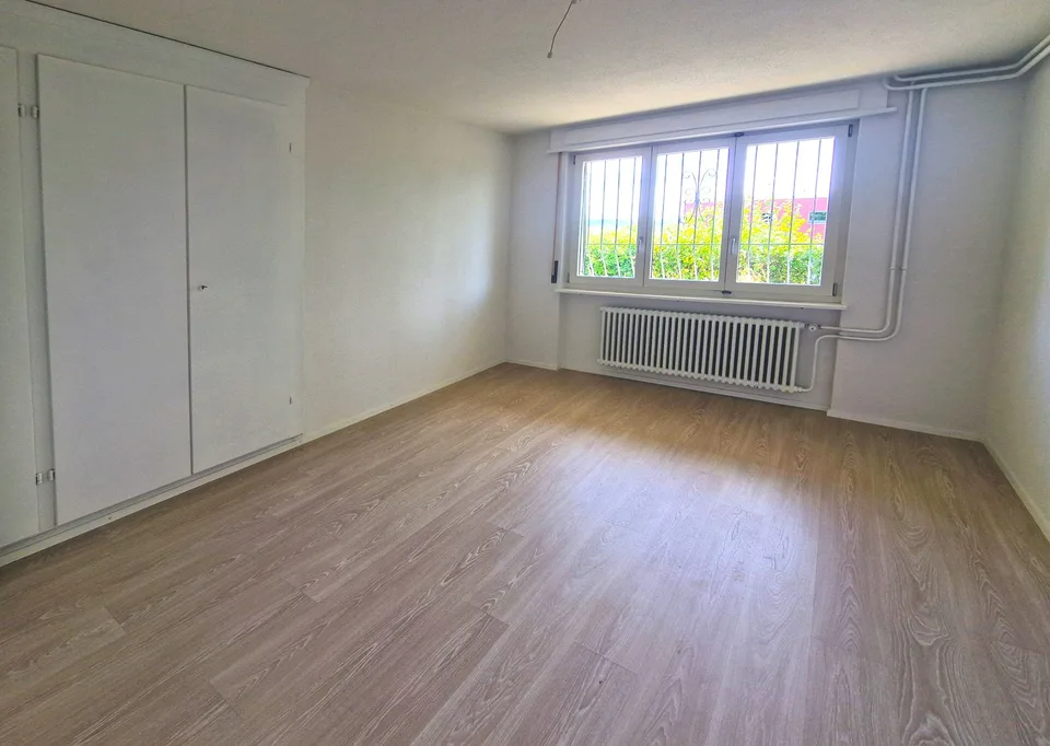 Grosszügiges 6-Zimmer-Einfamilienhaus mit viel Privatsphäre – photo 14 sur 20
