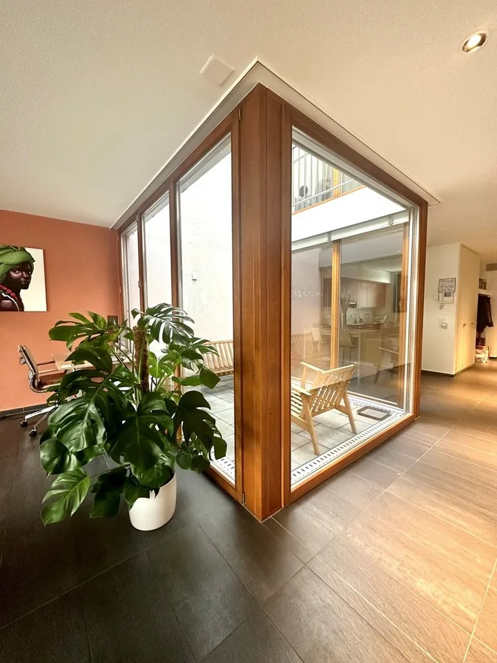 Attraktive 3- Zimmer-Maisonettewohnung im Zentrum zu vermieten – foto 3 di 10