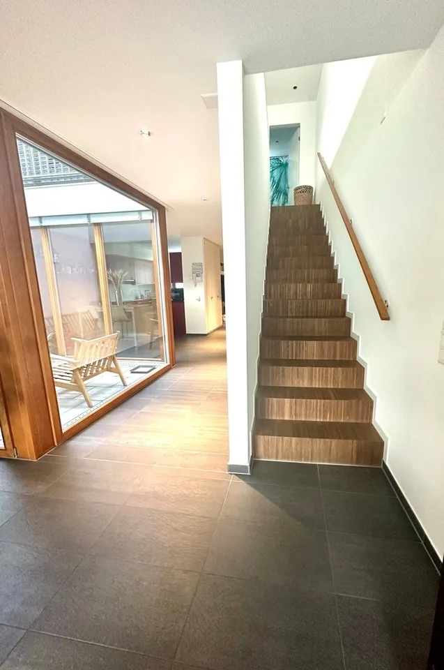 Attraktive 3- Zimmer-Maisonettewohnung im Zentrum zu vermieten – foto 6 di 10