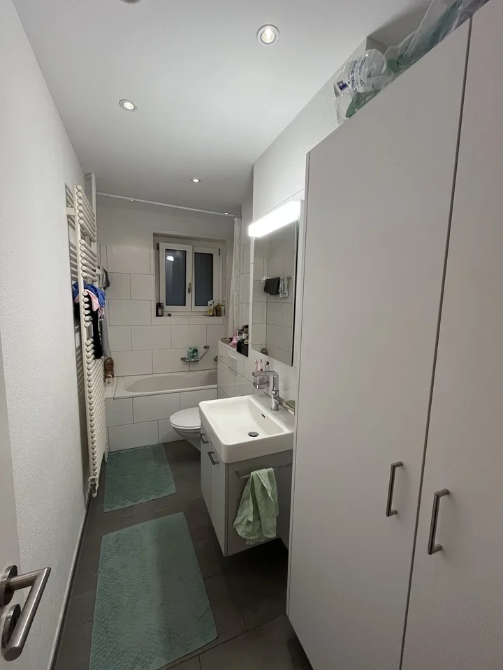 3½ ZI-WOHNUNG IN BERN - AUSSERHOLLIGEN, MÖBLIERT, TEMPORÄR – foto 9 di 10