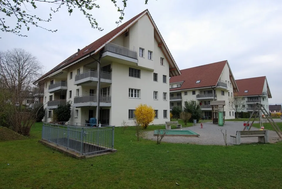 Modern 3.5-room apartment with large balcony – photo 2 of 8
