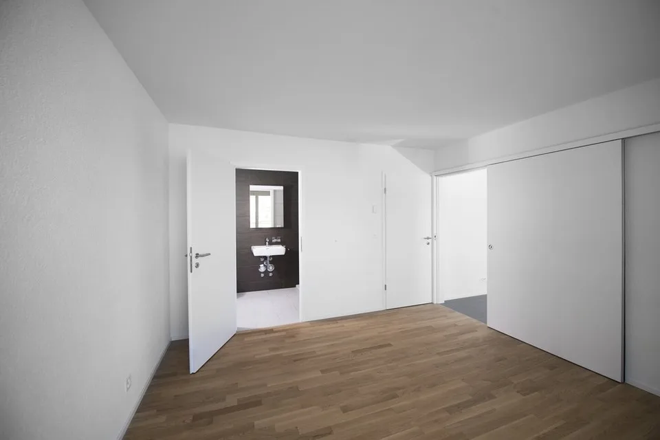 Bel appartement de 2,5 pièces au 4ème étage – foto 2 di 3