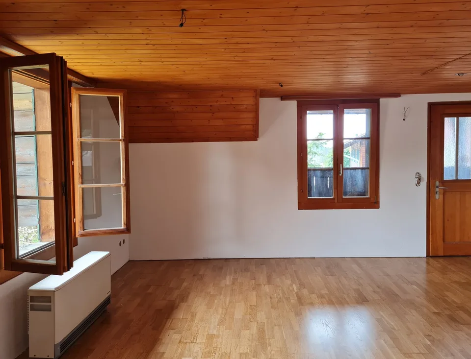 2-Bedroom Apartment near Bowil Train Station – photo 2 of 7