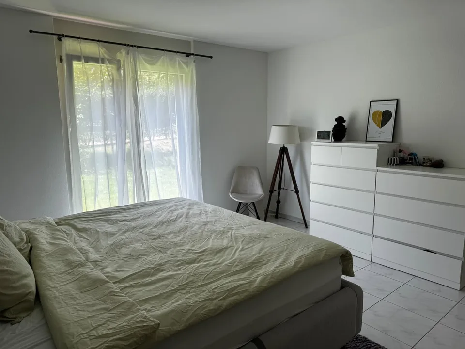 3.5-Zimmer-Gartenwohnung in Oberengstringen – möbliert zu vermieten – Foto 8 von 23