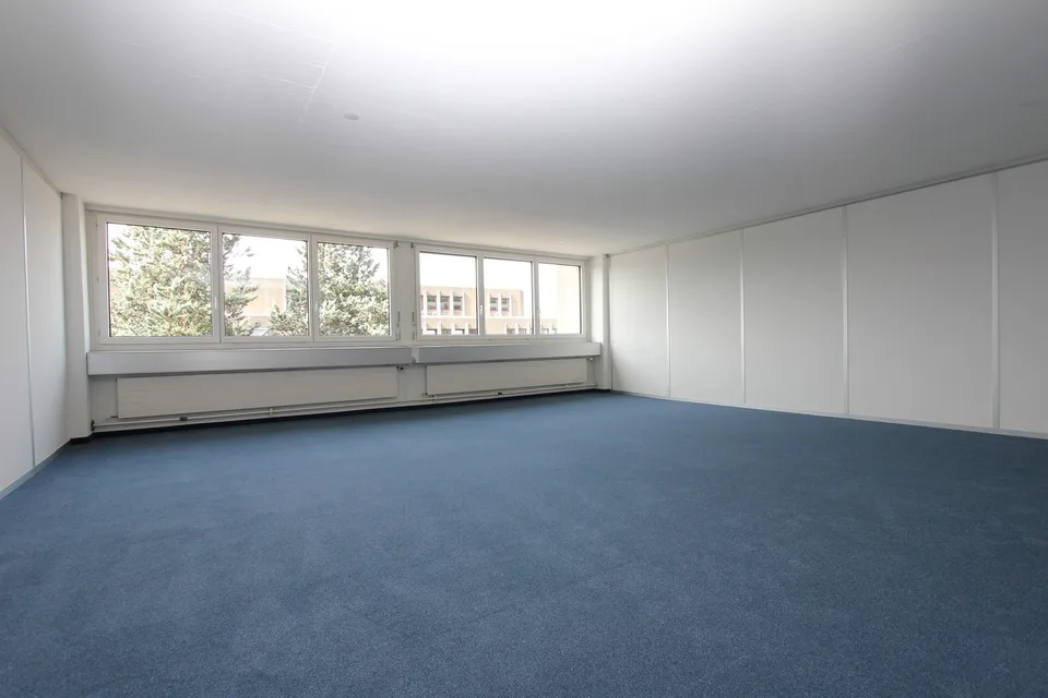 Büro mit flexibler Raumaufteilung in der nähe vom Brüttseller-Kreuz – Foto 2 von 4