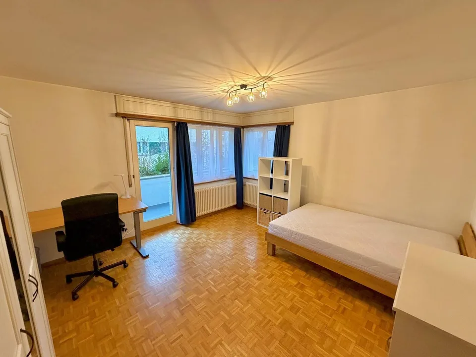 Ruhig gelegenes WG-Zimmer mit guter Verkehrs-/ÖV Anbindung :) – photo 2 sur 10