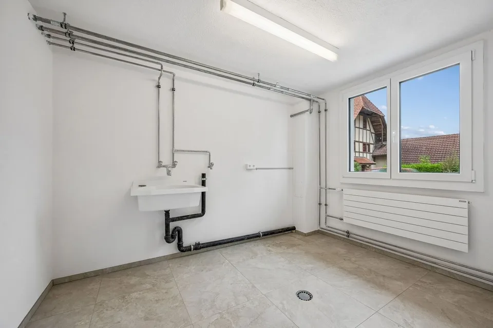 Appartement 4,5 pièces avec grande terrasse ensoleillée – photo 11 sur 13
