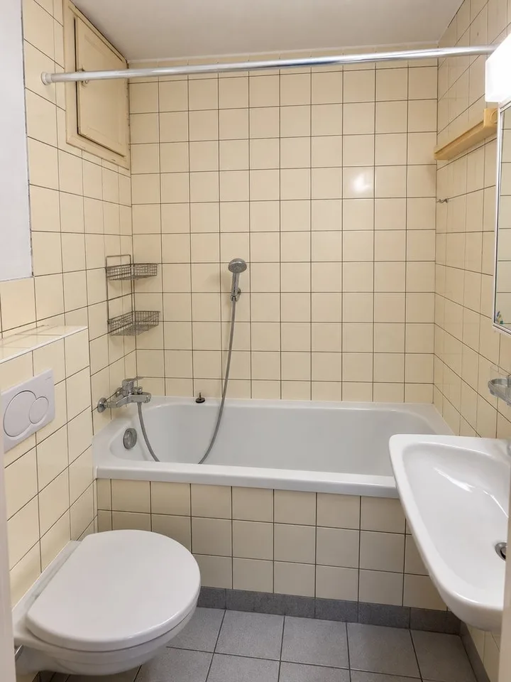 Attraktive 2-Zimmerwohnung in zentraler Lage in Allschwil – Foto 3 von 6