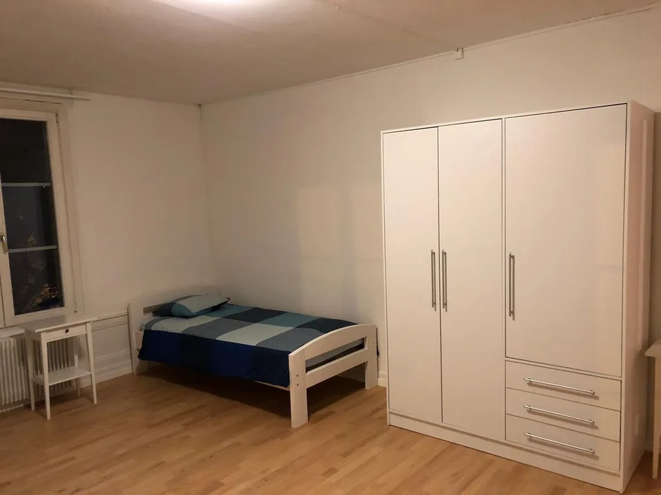 Einzelzimmer möbliert – Foto 3 von 6