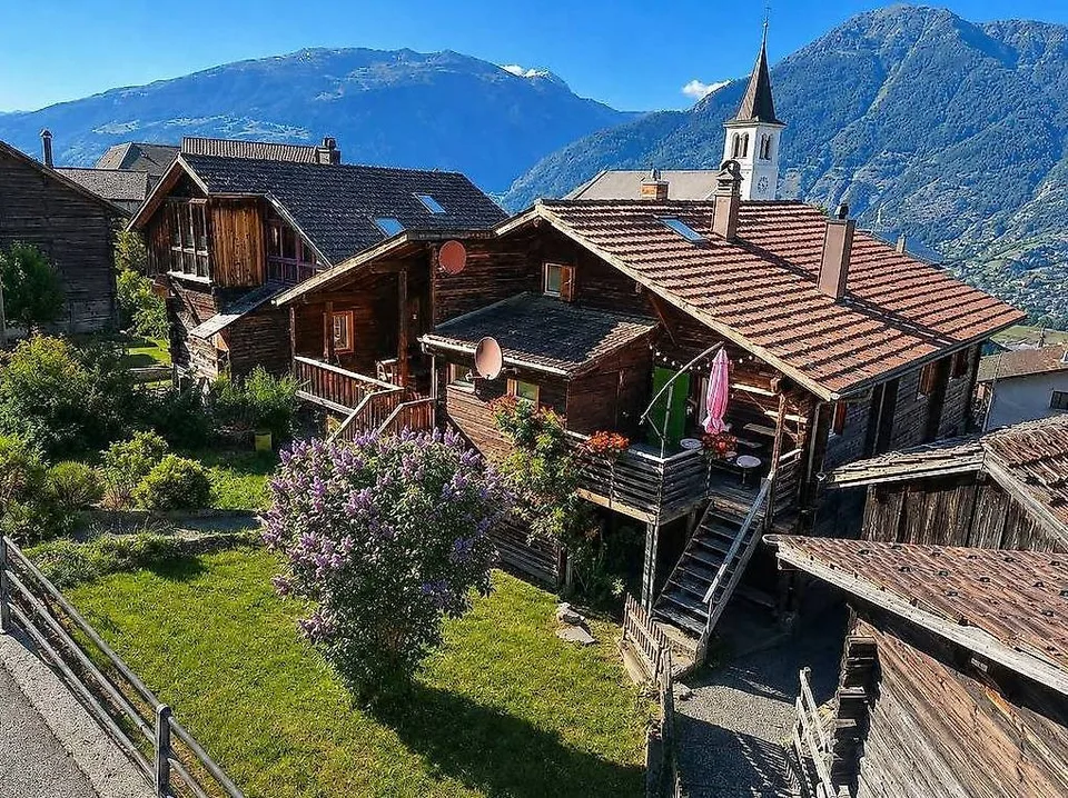 Ferienwohnung mit Garten,Stall+Bergblick im Wallis/Eischoll – Foto 2 von 5