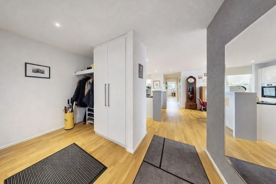 TRAUMHAFTE TERRASSENWOHNUNG MIT ALPENPANORAMA – photo 8 sur 8