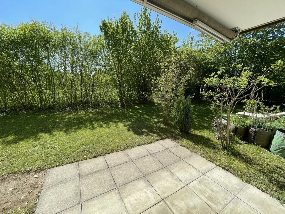 Cozy 2.5-room apartment with garden seating – photo 6 of 9