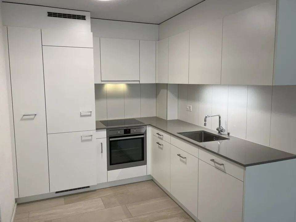 Cozy 2.5-room apartment with garden seating – photo 3 of 9