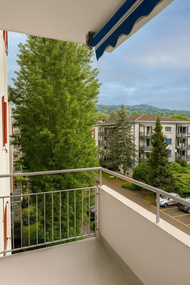 Fully Equipped 2-Room Apartment in Dietikon – foto 12 di 13