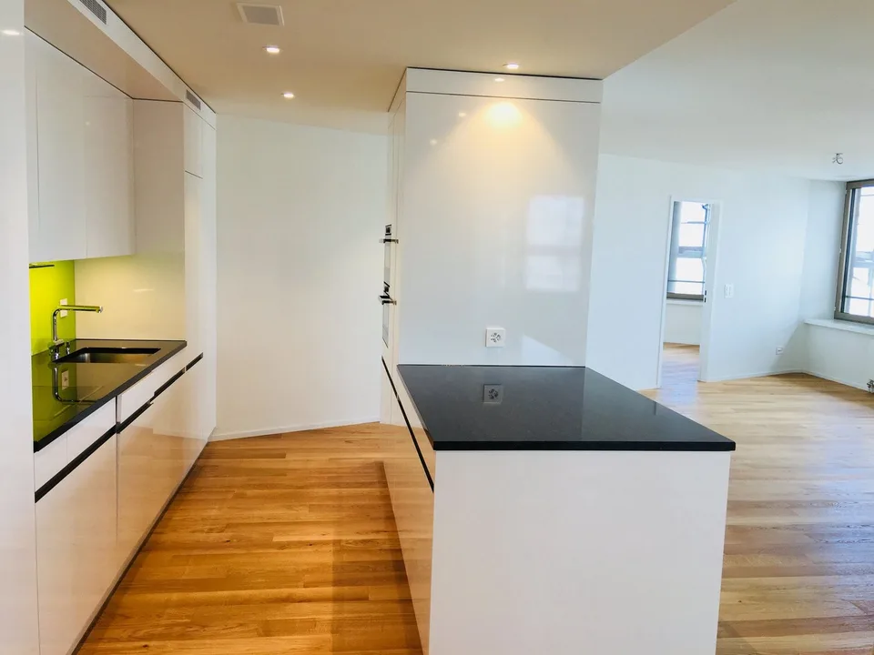 Schöne, moderne 3.5 Zimmer-Stadtwohnung im Zentrum Neuwiesen – Foto 3 von 7