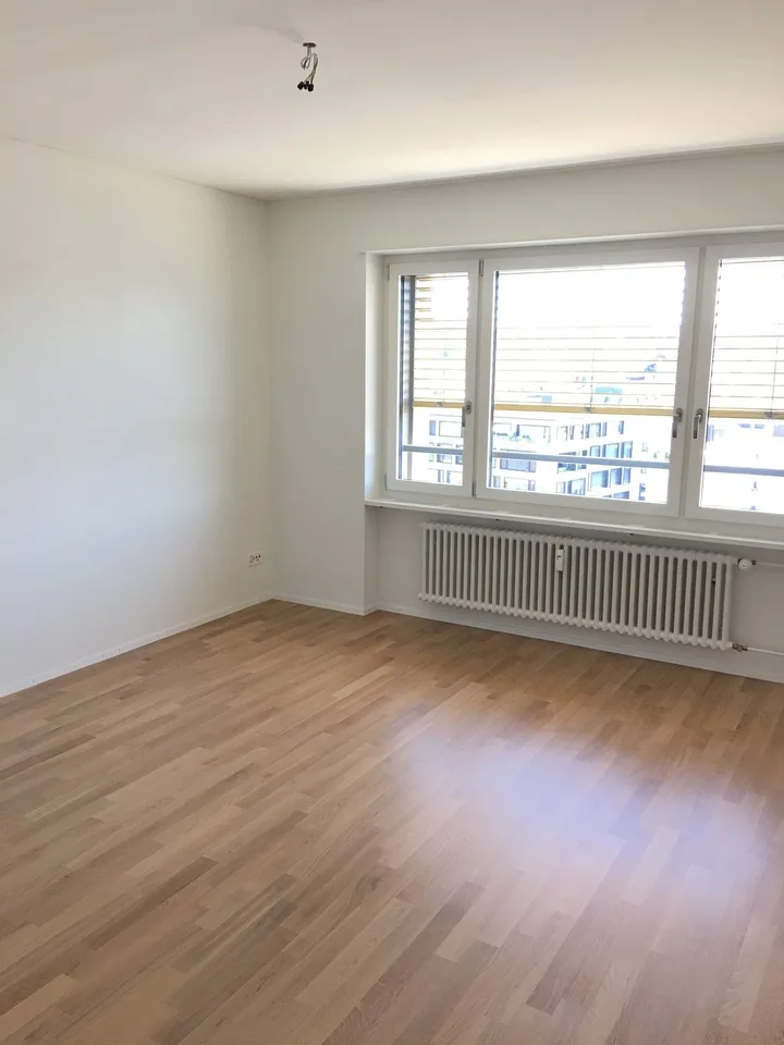 Exklusiv und zentral - 4.5 Zimmer mit Aussicht über die Dächer von Uster – Foto 8 von 13