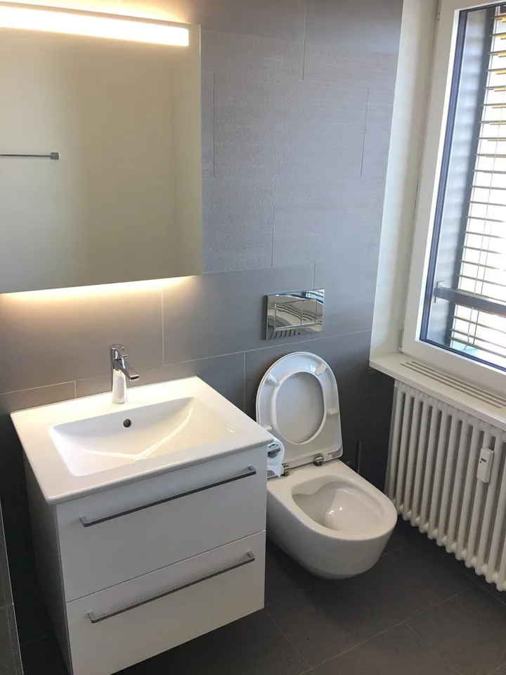 Exklusiv und zentral - 4.5 Zimmer mit Aussicht über die Dächer von Uster – Foto 11 von 13