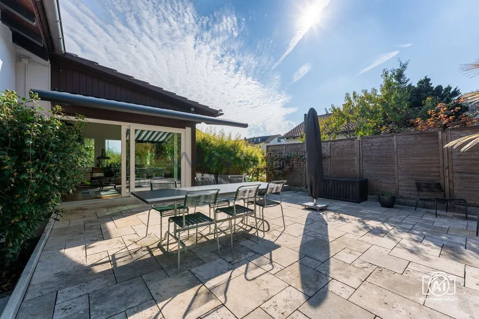Verborgenes Elite Schmuckstück – photo 7 sur 8