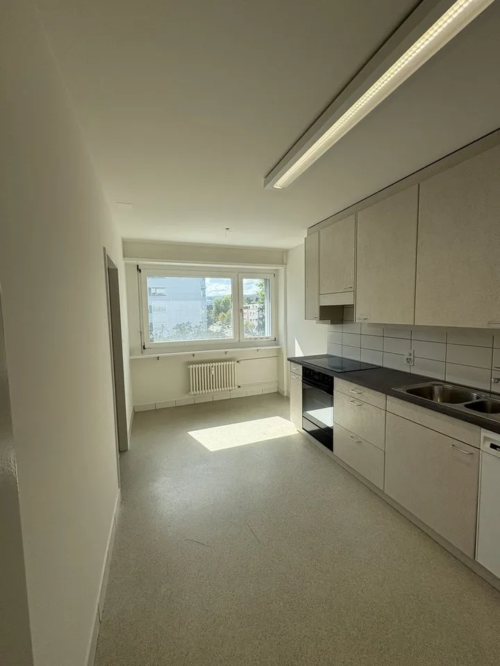 Appartement lumineux et centralement situé de 3,5 pièces au 4e étage – photo 8 sur 12