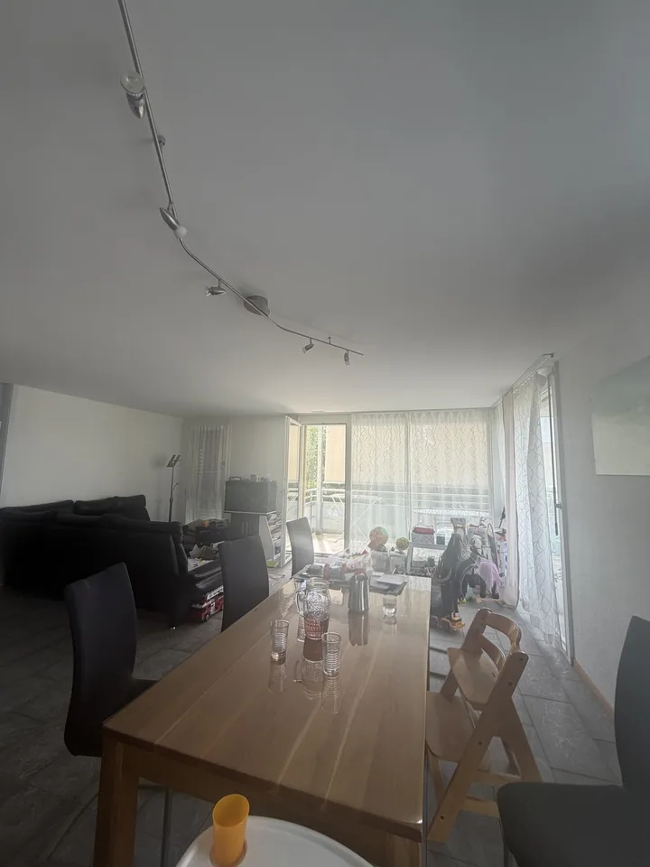 Top gelegene Wohnung an der Krommenmatte 10 – Foto 3 von 12
