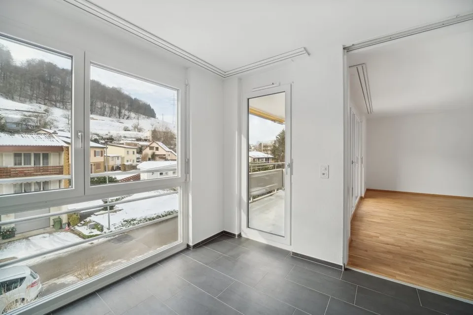Beautiful 4.5-room apartment with garden seating – photo 2 of 11