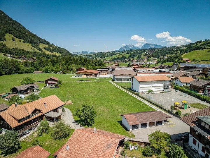 4'179 M² BAULAND MIT BERGPANORAMA IM KANDERTAL – Foto 7 von 8