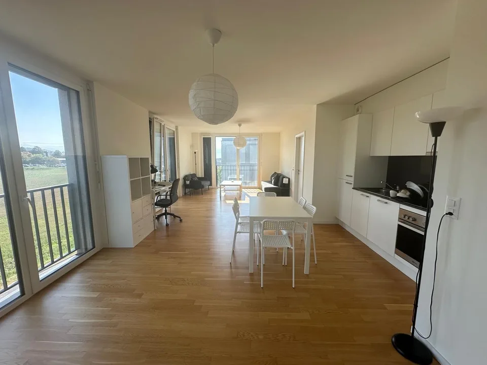 Apartment for rent in Crissier – 2.5 rooms – Available 1 November – photo 3 sur 5