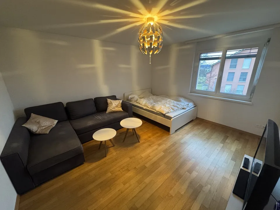 Möbliertes Zimmer plus eigenes Badezimmer – Foto 6 von 7