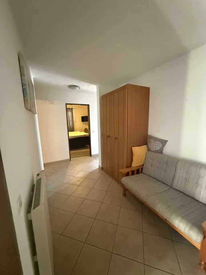 WG Zimmer mit Bergsicht in Embd – photo 3 of 6