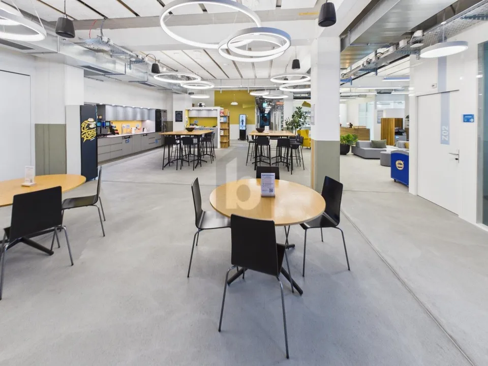 MODERN UND VIELSEITIG NUTZBAR – Foto 3 von 3